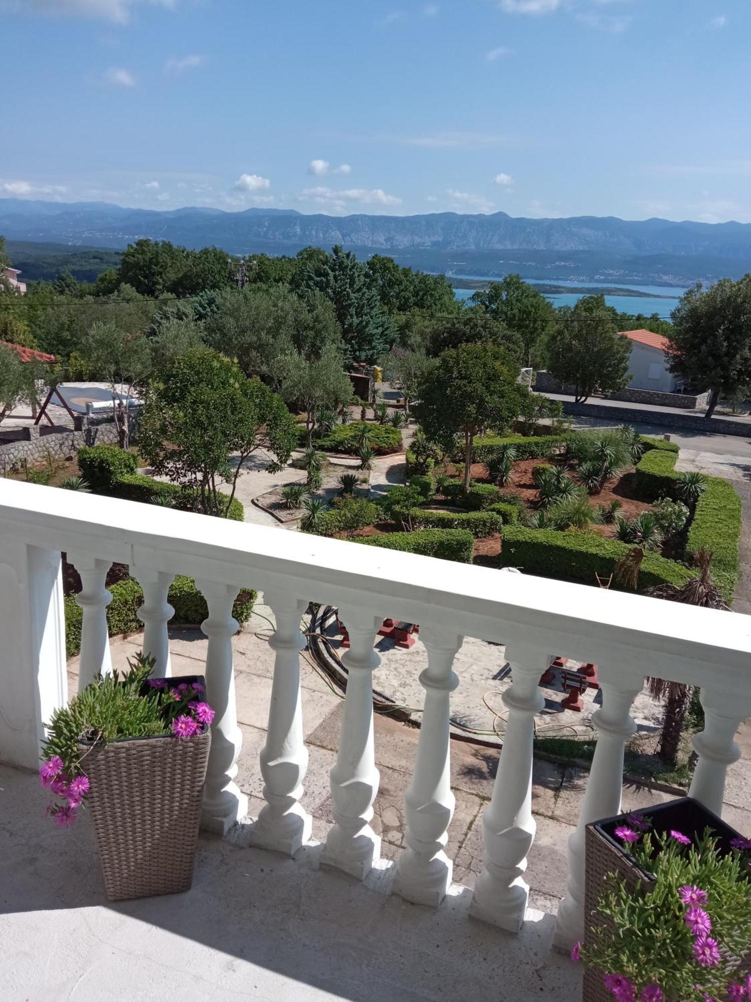 Apartman Kacic Sveti Ivan Dobrinjski Exterior photo